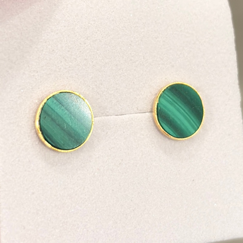 Vintage Malachite Gold Earrings: 18K solid yellow gold genuine inlay studs - Picture 5 of 7